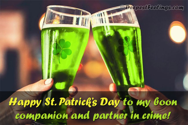 St. Patrick's Day card for WhatsApp, Facebook, Twitter, Linkedin and Pinterest with the background of two glasses of green beer